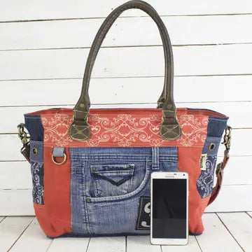 Lieblingsbegleiter XXL - Upcycling Jeanstasche